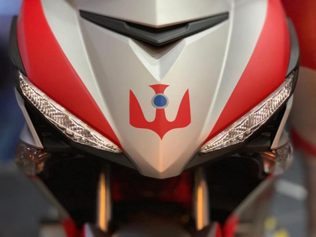 MX King เวอร์ชั่น Ultraman ไฟหน้า