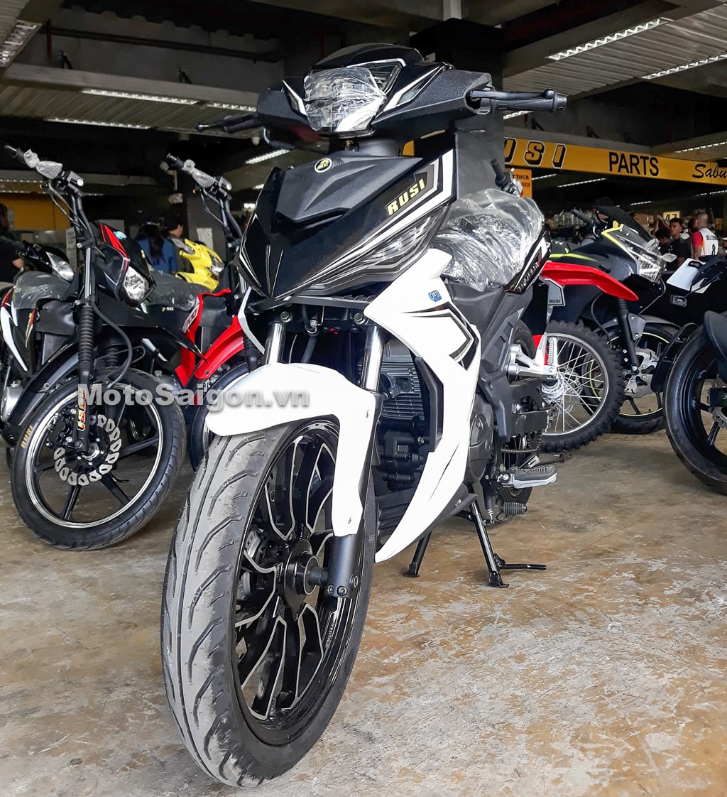 Flash 150 ช่วงด้านหน้า