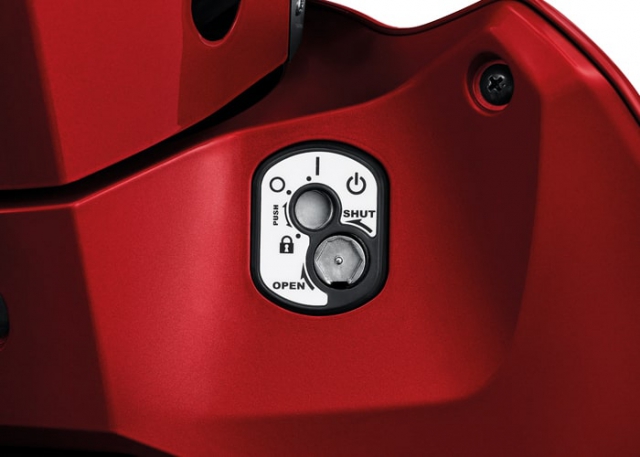 Honda Wave110i 2021 ช่วงเสียบกุญแจ