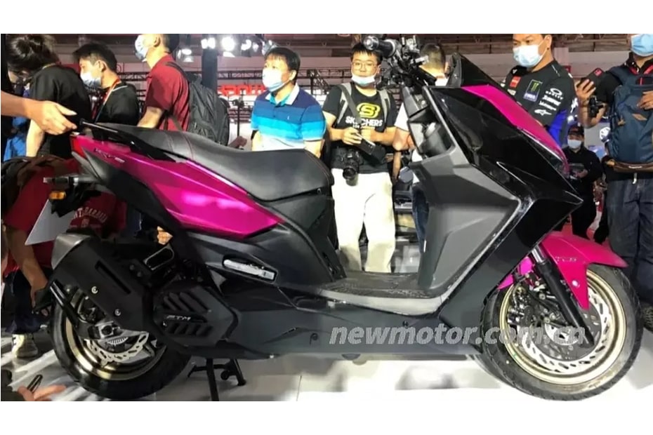 KRV 180 maxi-scooter
