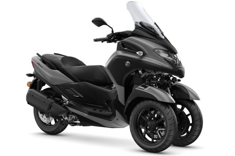 New Tricity 300 2022 สีเทา