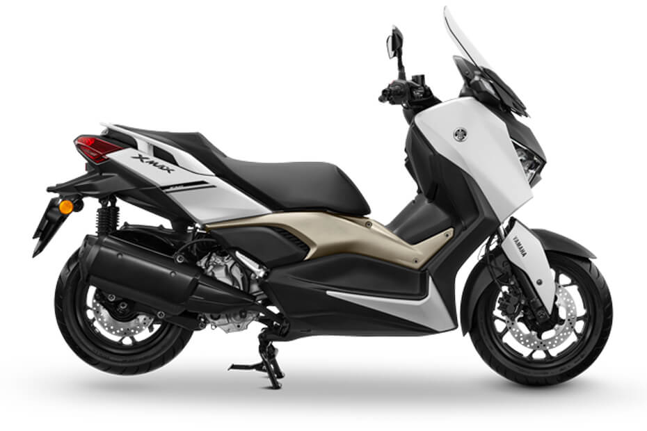 New XMAX Connected 2023 สีขาว