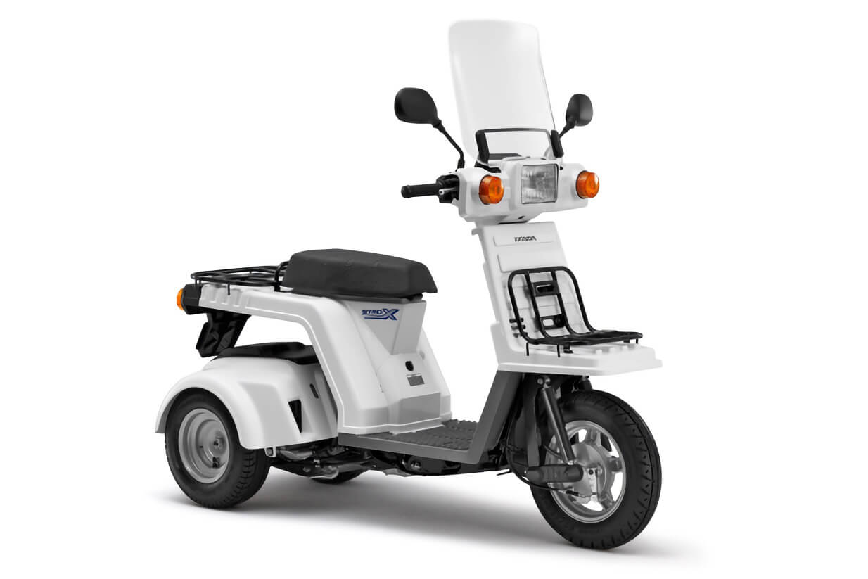 New Gyro X 2022 สีขาว