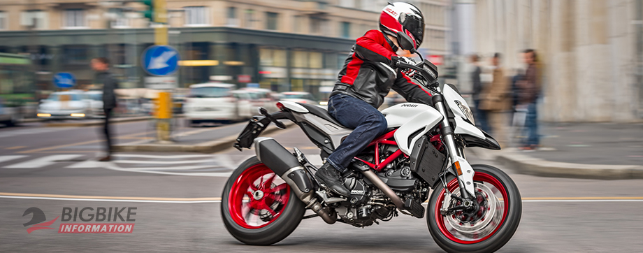 ภาพ Ducati Hypermotard 939 สีขาว ด้านข้าง