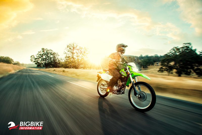 Maintenance Kawasaki KLX250