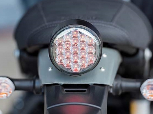 ไฟท้าย LED