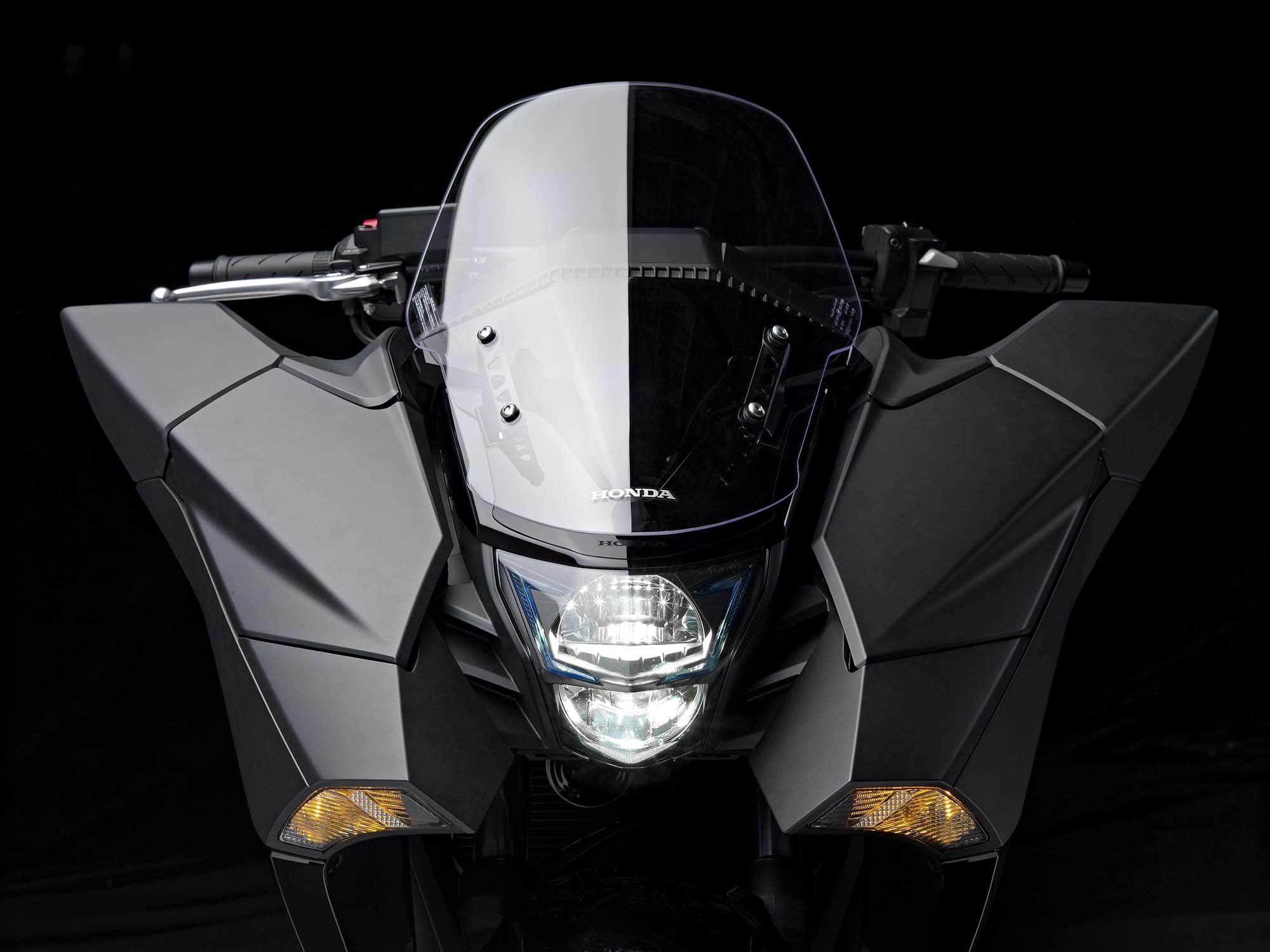 ktm showroom price 200