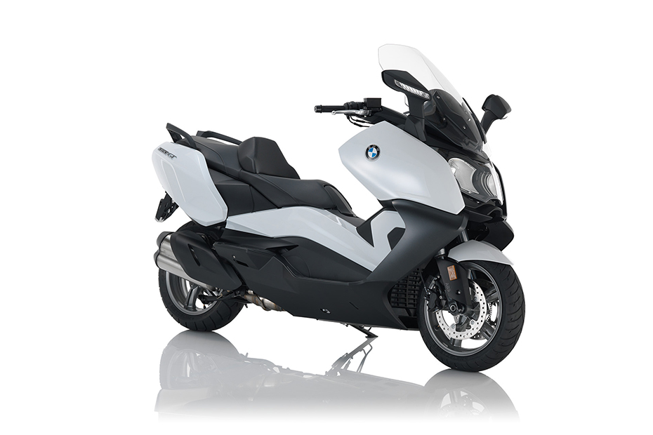 BMW C 650 GT สีขาว ด้านหน้า