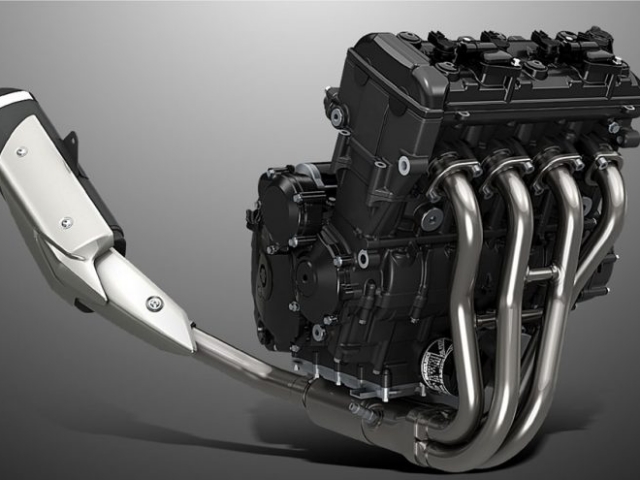เครื่องยนต์ 4 สูบเรียง 4 จังหวะ DOHC 4 วาล์ว ขนาดเครื่องยนต์ที่ให้มาขนาด 749 ซีซี
