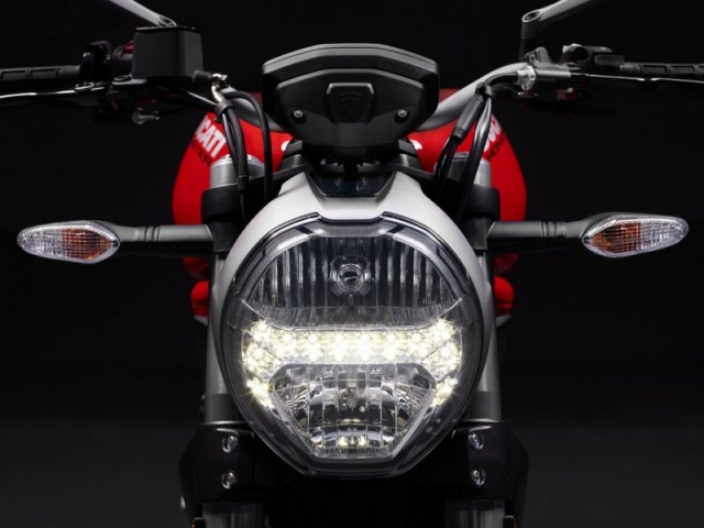ไฟหน้า LED