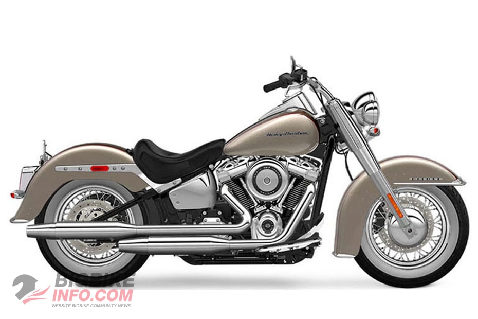ฮาร์เล่ย์ เดวิสัน ซอฟต์เทล ดีลักซ์ ปี 2018 สี Silver Fortune-Sumatra Brown