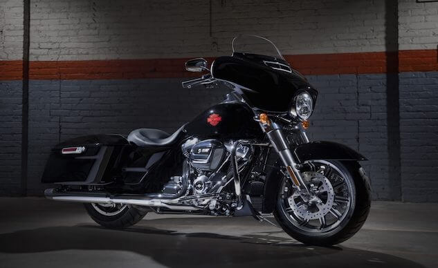 เผยโฉม Harley-Davidson รุ่น H-D Electra Glide Standard