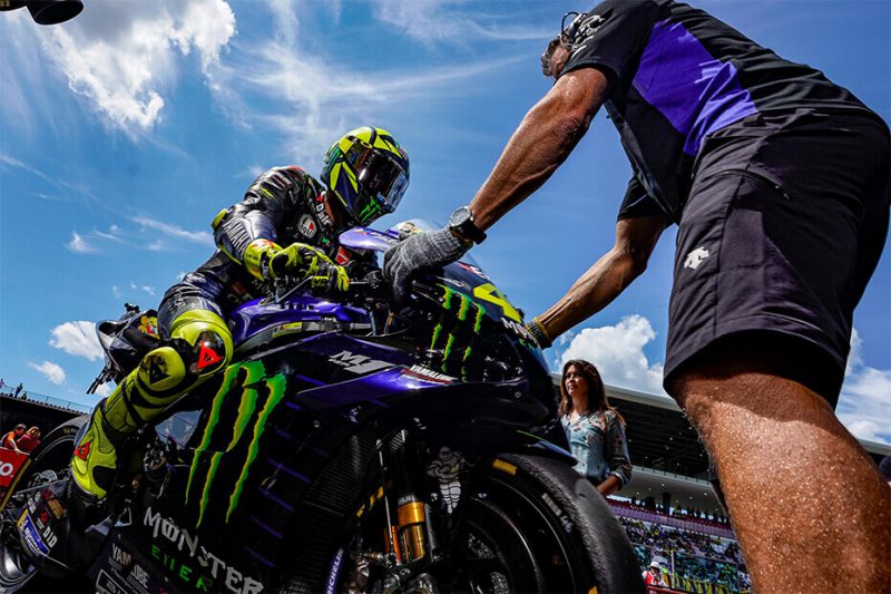 วาเลนติโน่ รอสซี่ ฉายา “เดอะด็อคเตอร์” สังกัดทีม Movistar Yamaha MotoGP