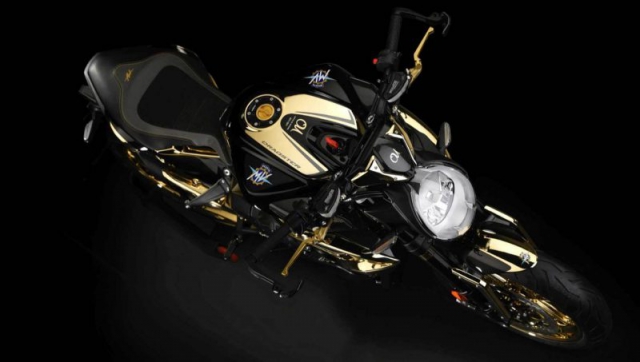 Dragster 800 RC Shining Gold