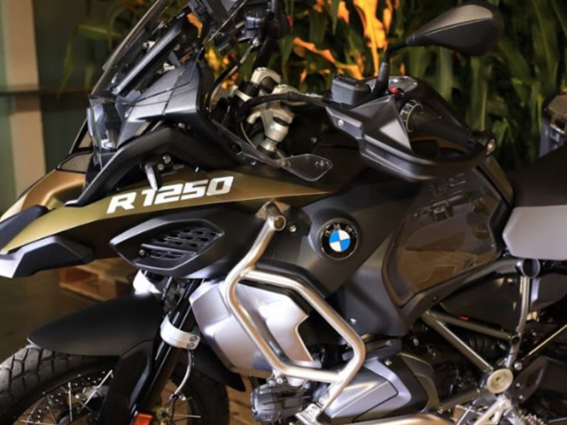 บีเอ็มดับเบิลยู R 1250 GS ใหม่ (Limited Edition) สีดำ Black Storm Metallic ตัวถัง