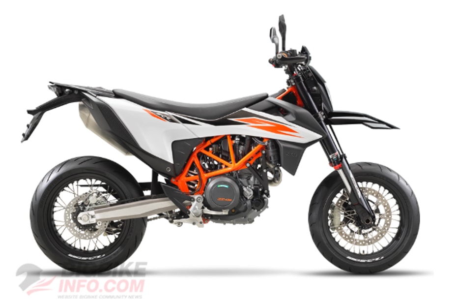เคทีเอ็ม 690 เอสเอมซี อาร์