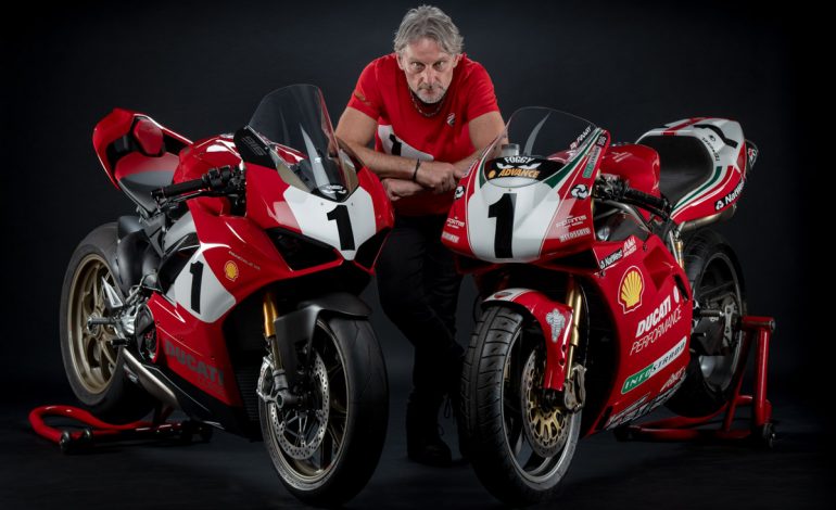ดูคาติ Panigale V4 25 TH Anniversario 916