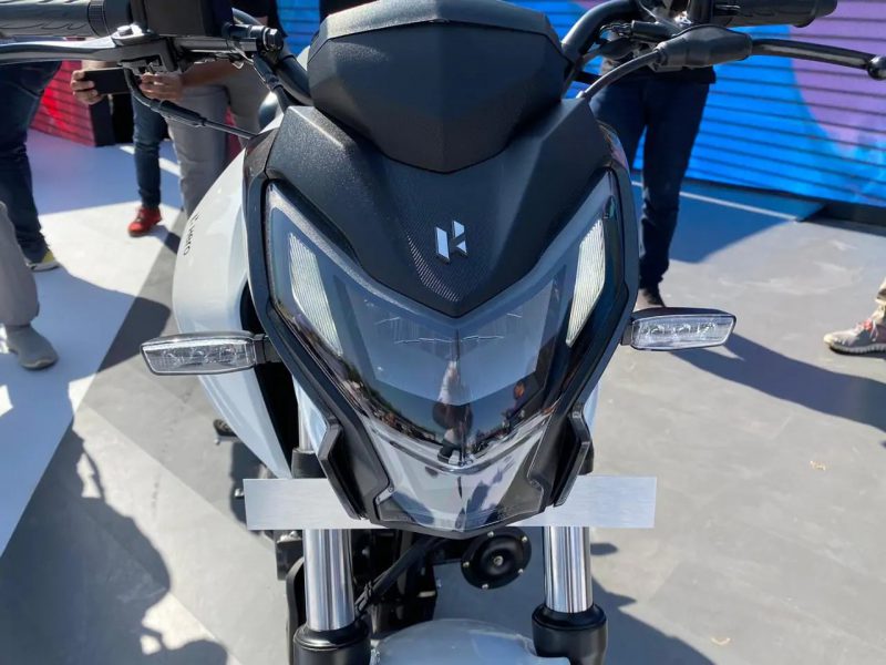 Xtreme 160R 2020 ด้านหน้า