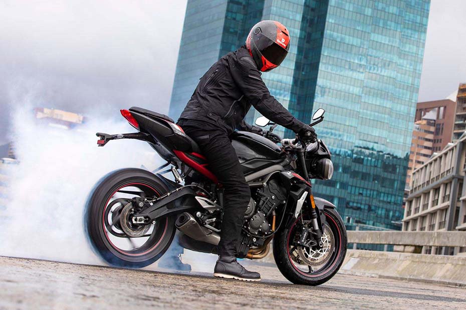 เผยโฉม New Triumph Street Triple R 2020 อย่างเป็นทางการแล้ว