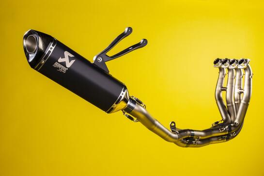 เปิดตัวท่อไอเสีย Akrapovic ใหม่ Evolution Line Titanium