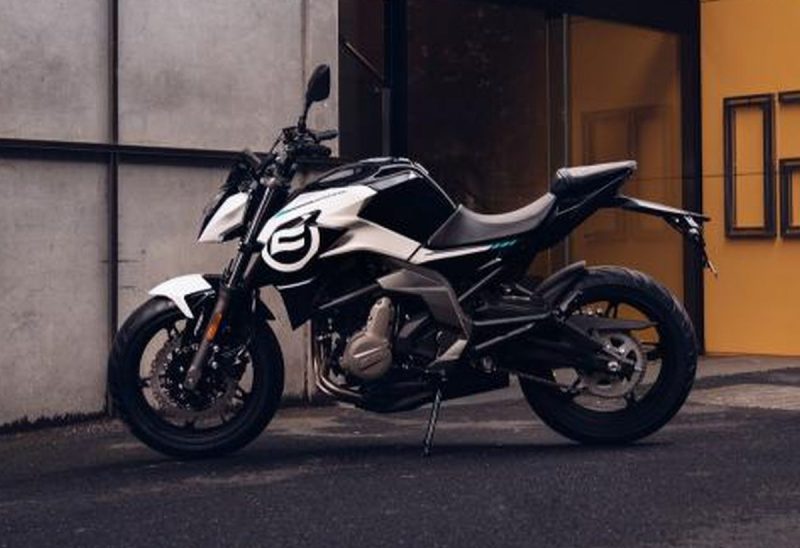 CFMoto 300NK และ 650NK
