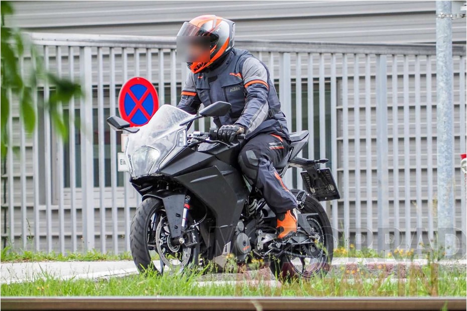 RC 390 ใหม่