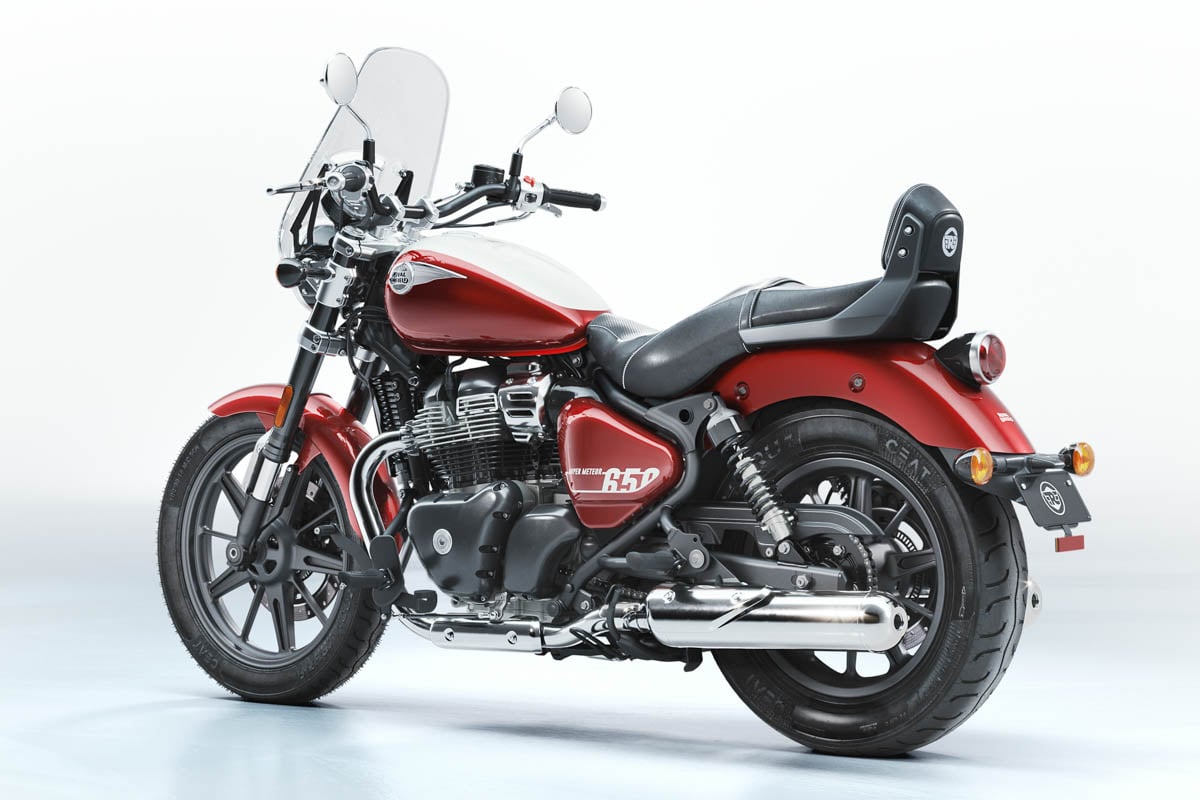 Super Meteor 650 สีแดง