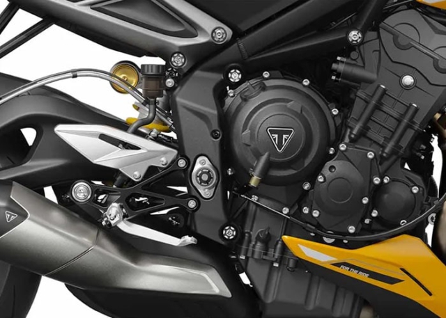 Triumph Street Triple 765 RS ช่วงเครื่องยนต์
