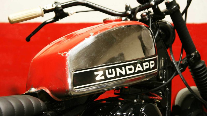 W650 2001 เวอร์ชั่น Zundapp KS ตัวถัง