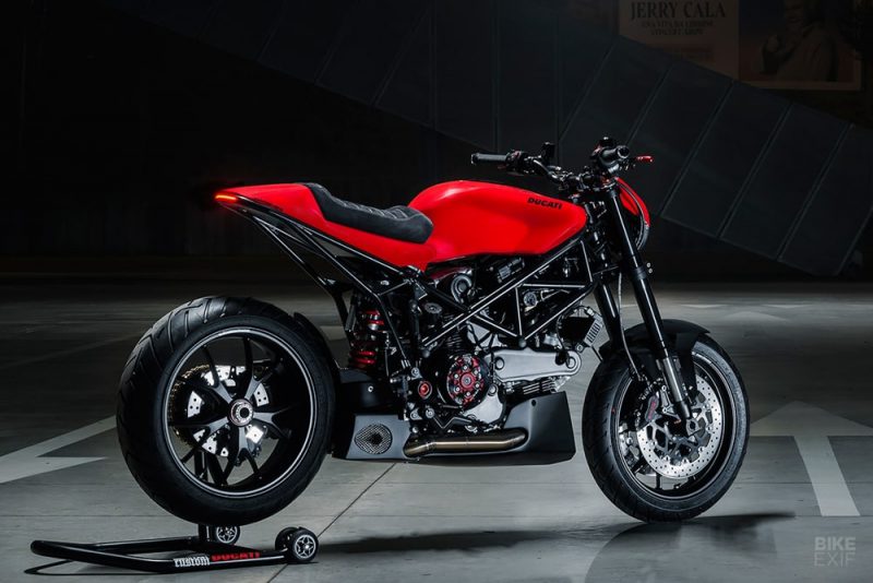 multistrada 1000 cafe racer ด้านหลัง