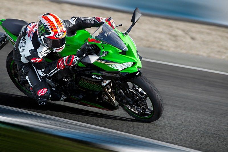 คาวาซากิ Ninja ZX-25R