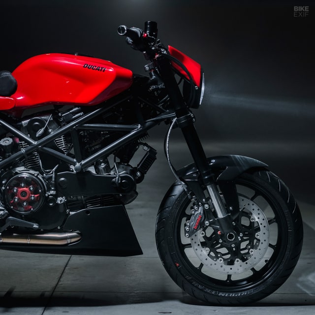 ดูคาติ Multistrada Cafe Racer ไฟหน้า