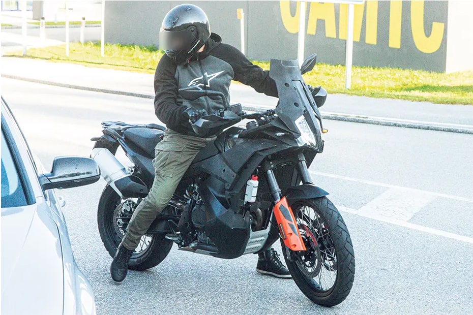 ภาพจักรยานยนต์ 890 Adventure