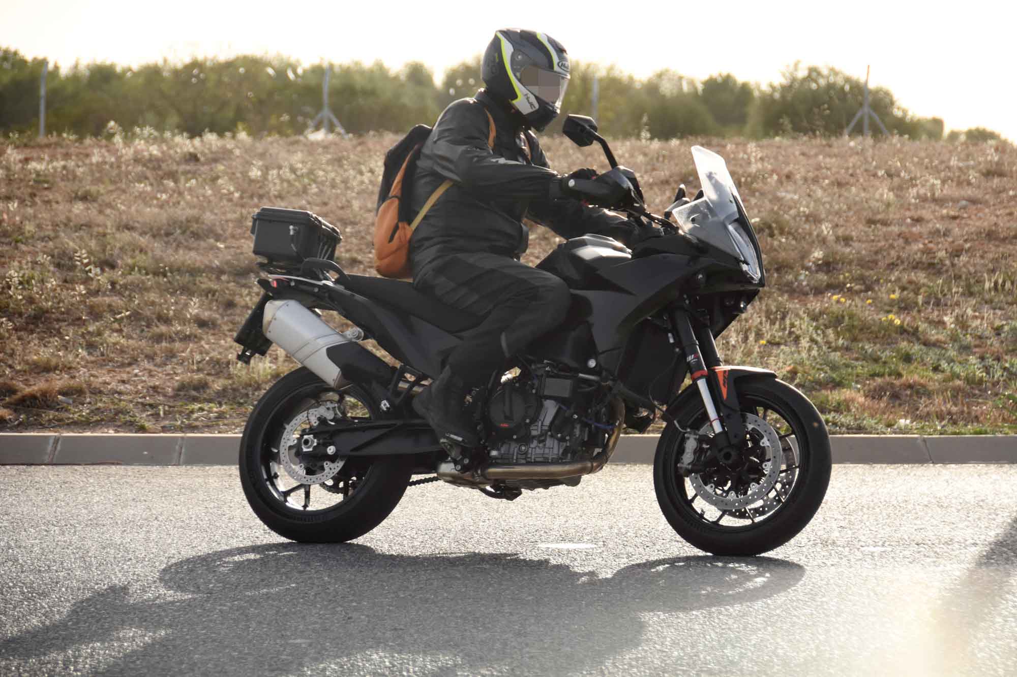 เผย KTM 890 SMT วิ่งทดสอบ
