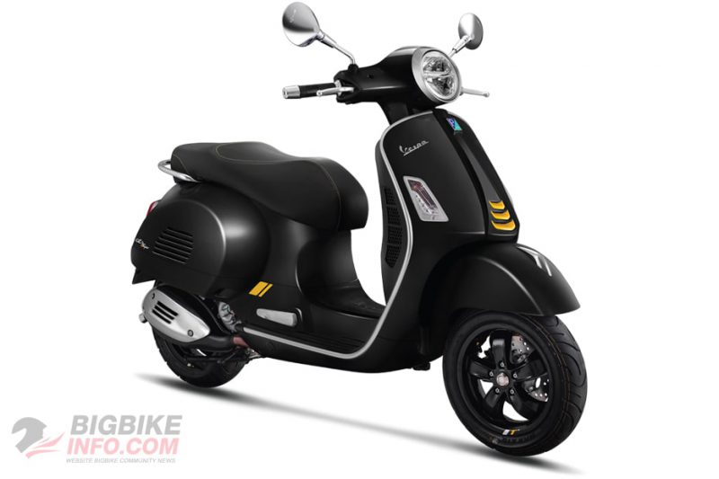 Vespa GTS Super Tech 300 ABS สีดำ