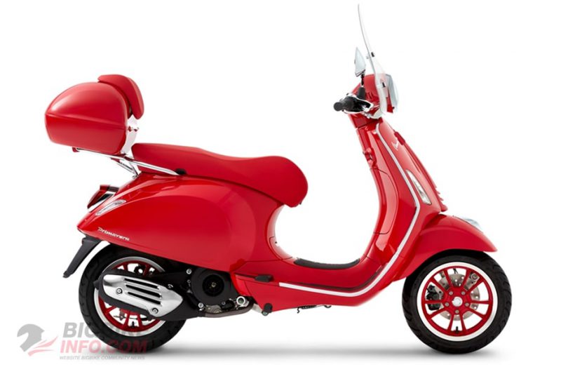 Vespa Primavera Rad ปี 2020 ด้านข้าง